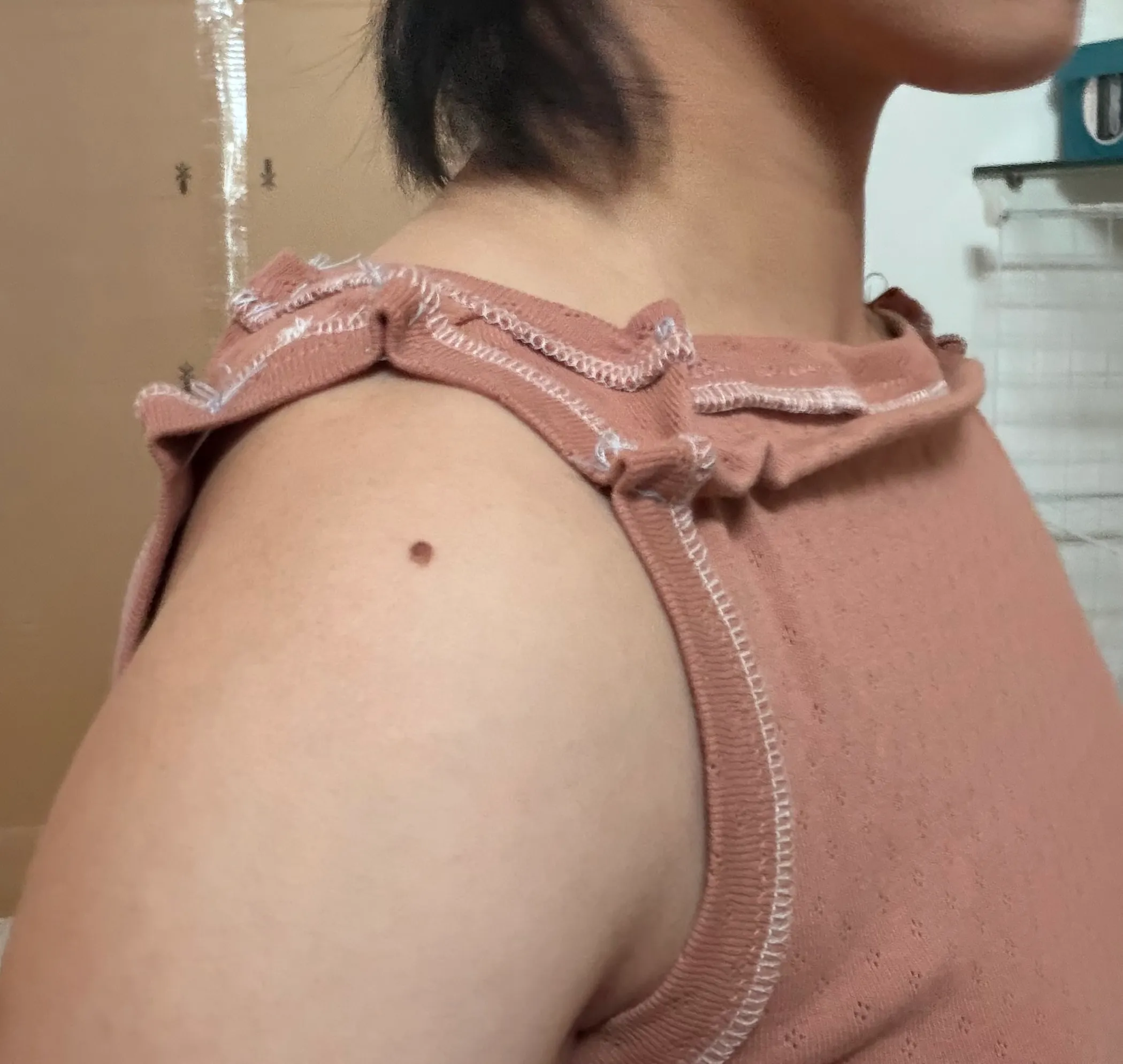 side view of sewn-on changes