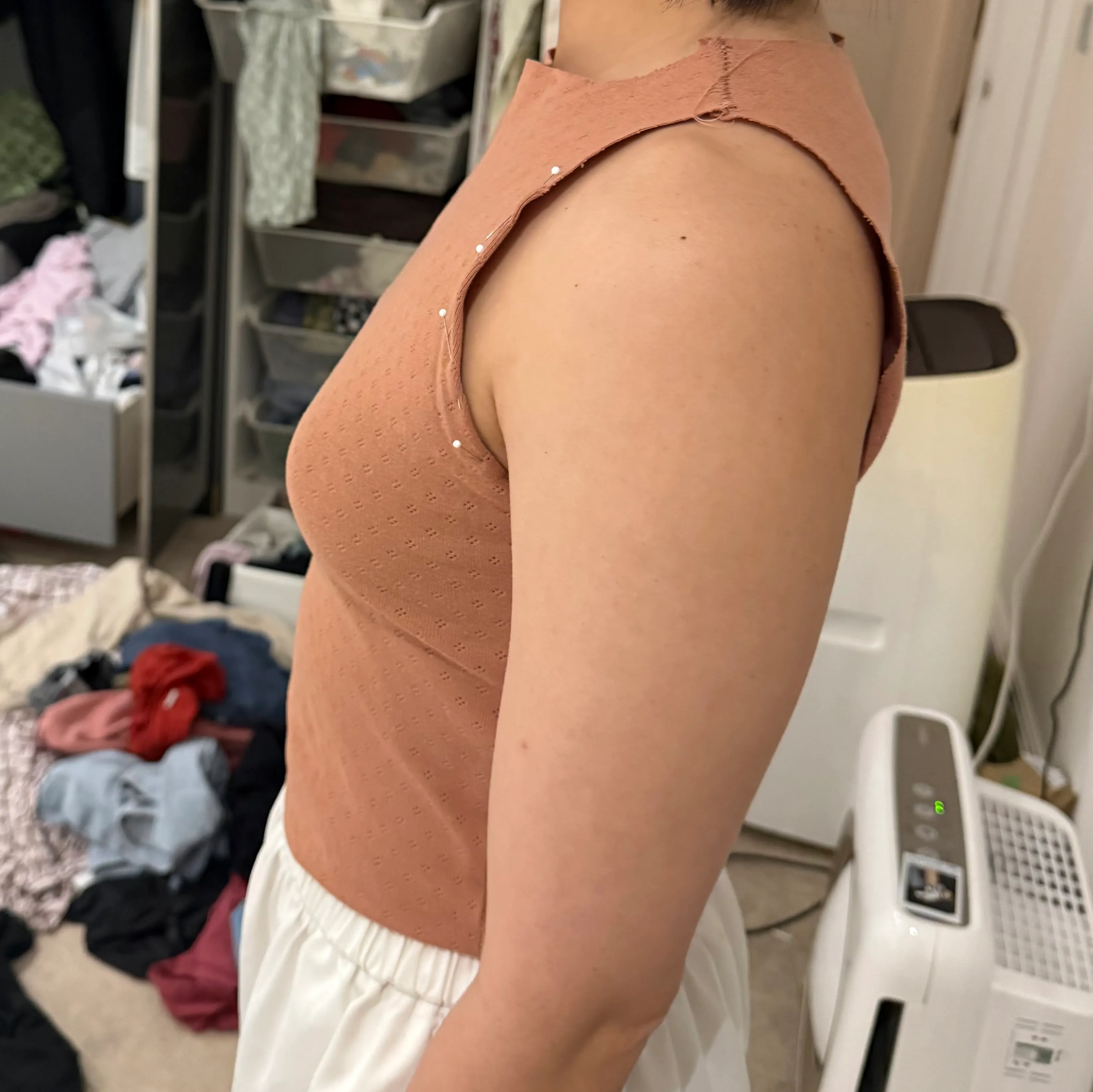 side view of the pinned change to make armhole bigger